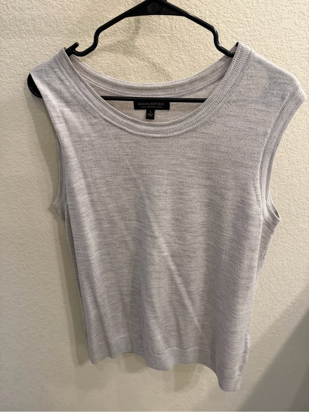 Banana Republic Light Heather Gray Sleeveless Knit Tank